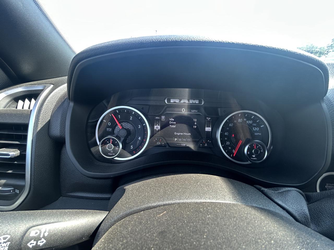 RAM 5500 Regular Cab 4WD 2025