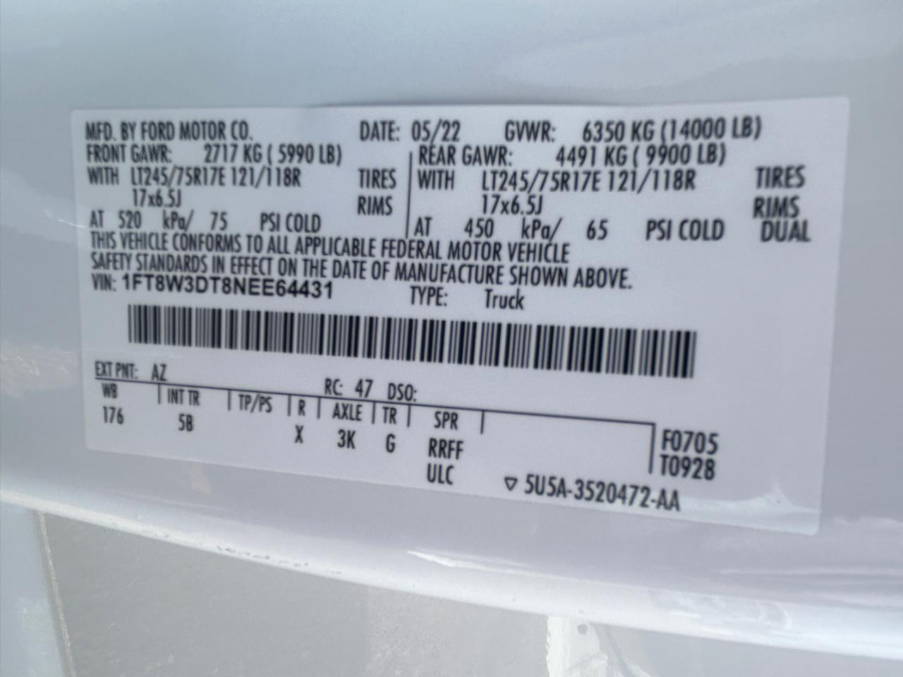 Ford Super Duty F-350 DRW 4WD Crew Cab 176" WB 60" CA Lariat 2022