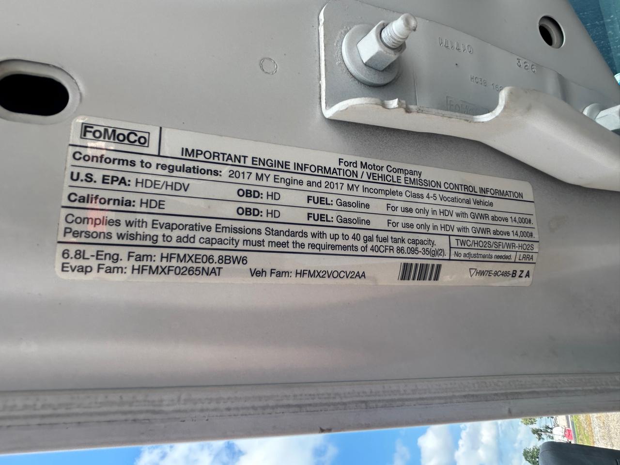 Ford Super Duty F-550 DRW XL 2WD Reg Cab 145" WB 60" CA 2017