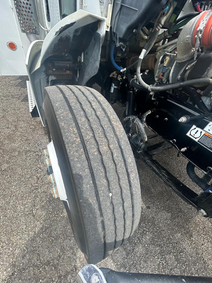 Kenworth T370  2020