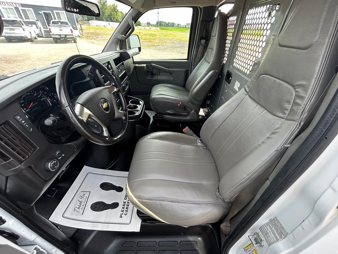 Chevrolet Express Cargo Van RWD 3500 155" 2019
