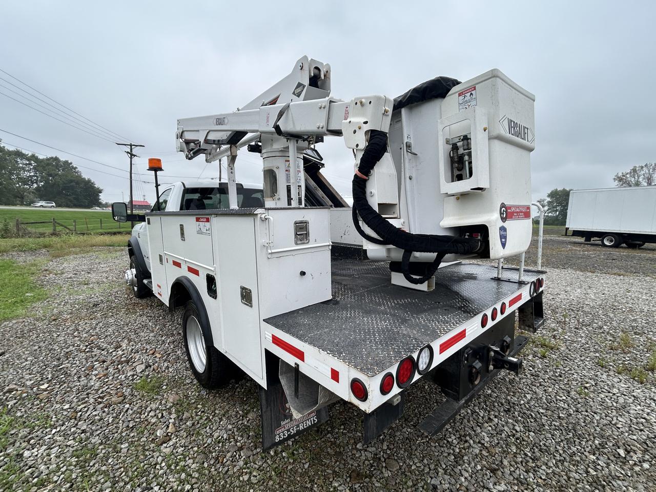 RAM 5500 Chassis Cab Tradesman 4x4 Reg Cab 60" CA 144.5" WB 2022