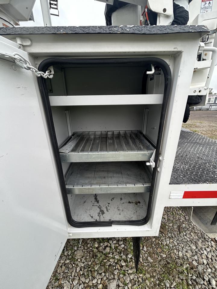 RAM 5500 Chassis Cab Tradesman 4x4 Reg Cab 60" CA 144.5" WB 2022