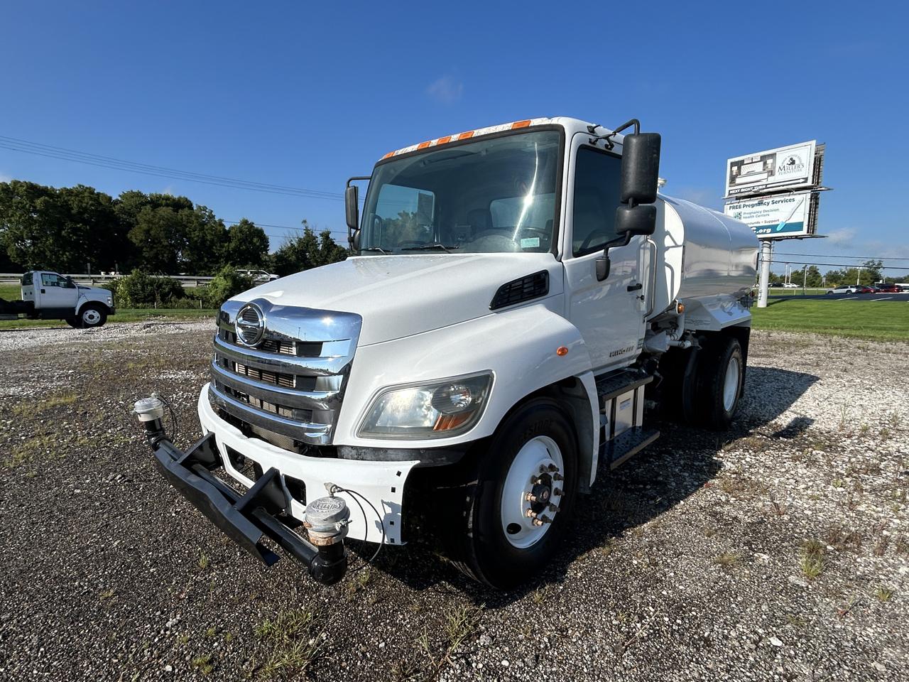 Hino 338  2019