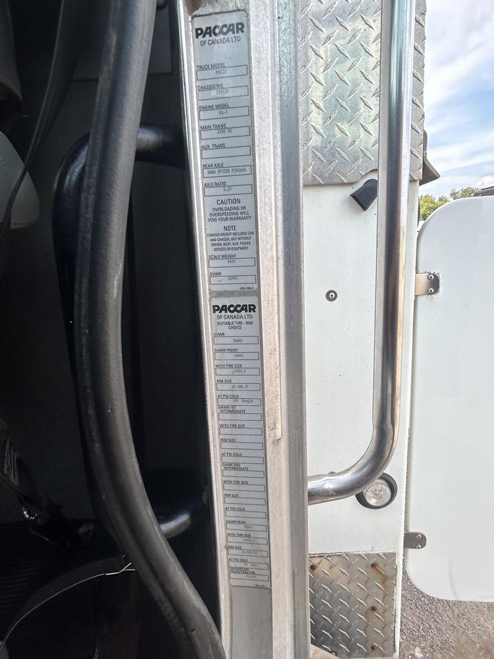 Peterbilt 337  2015