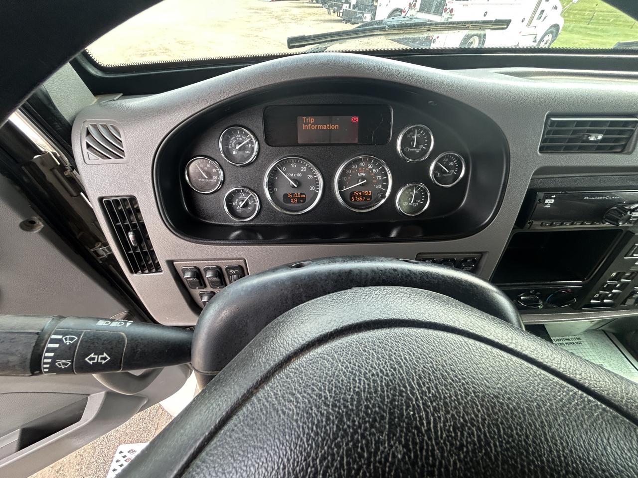 Peterbilt 337  2015