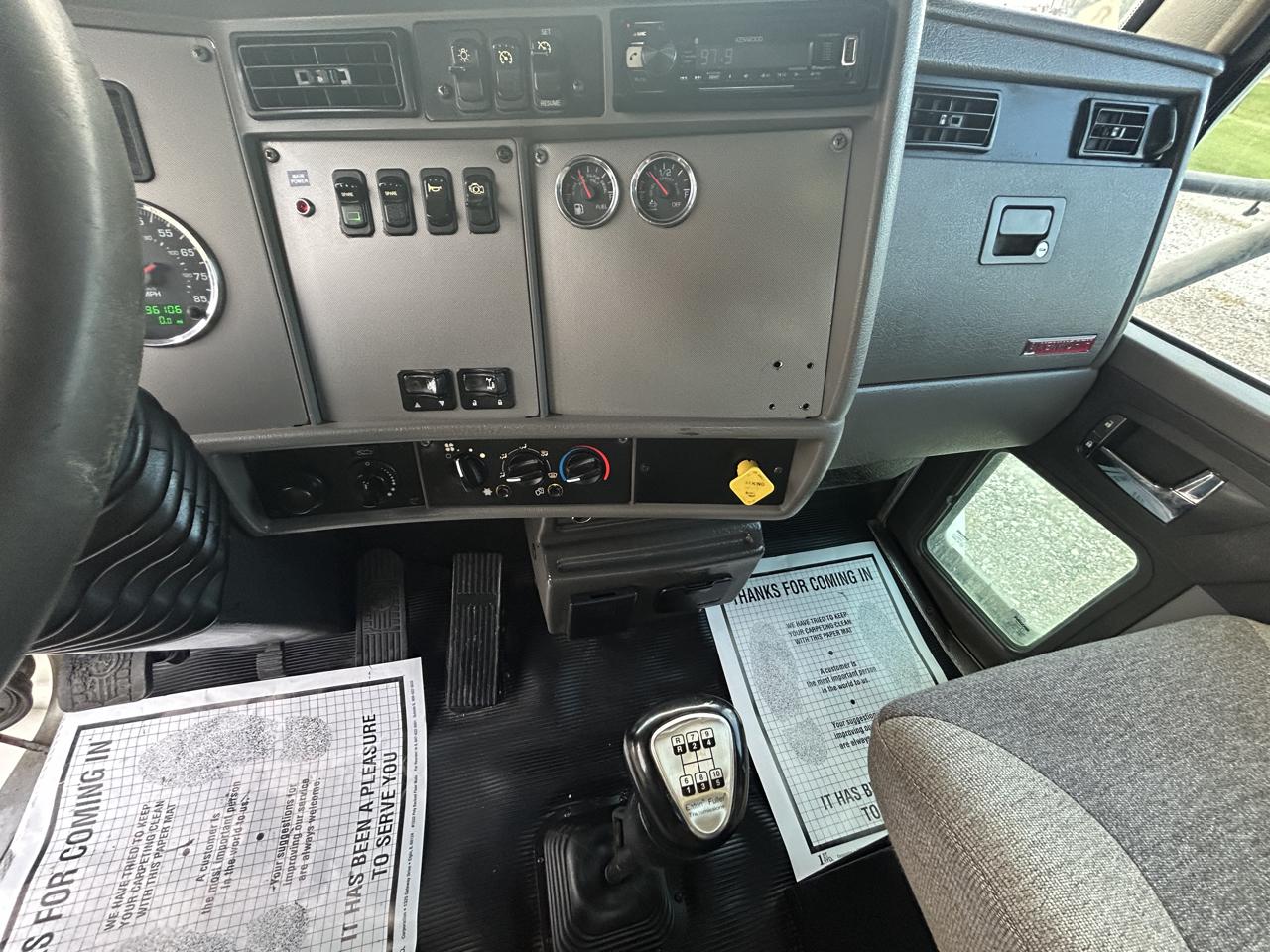 Kenworth T370  2013