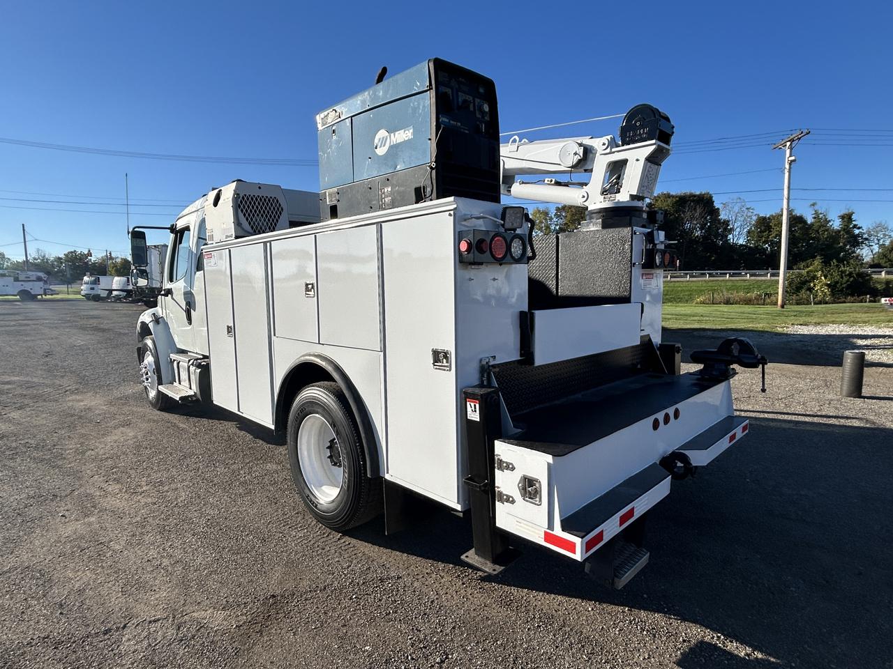 Freightliner M2  2013