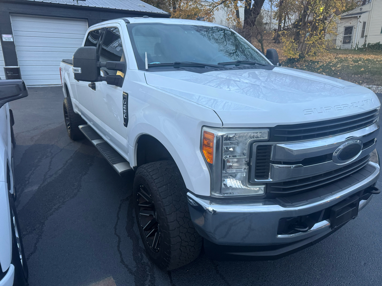 2017 Ford F-250 King Ranch photo 2
