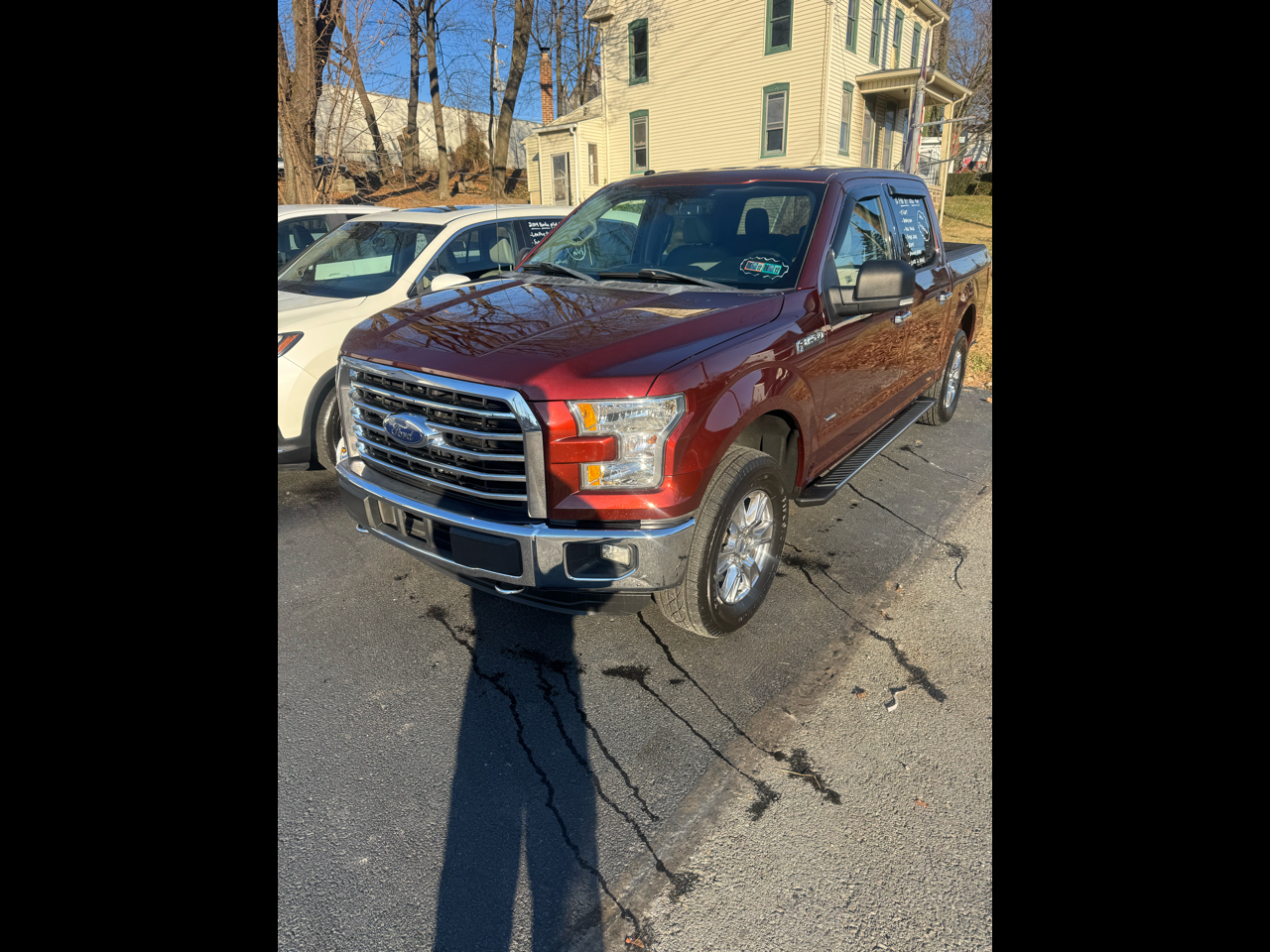 2016 Ford F-150 4WD SuperCrew 145" Lariat