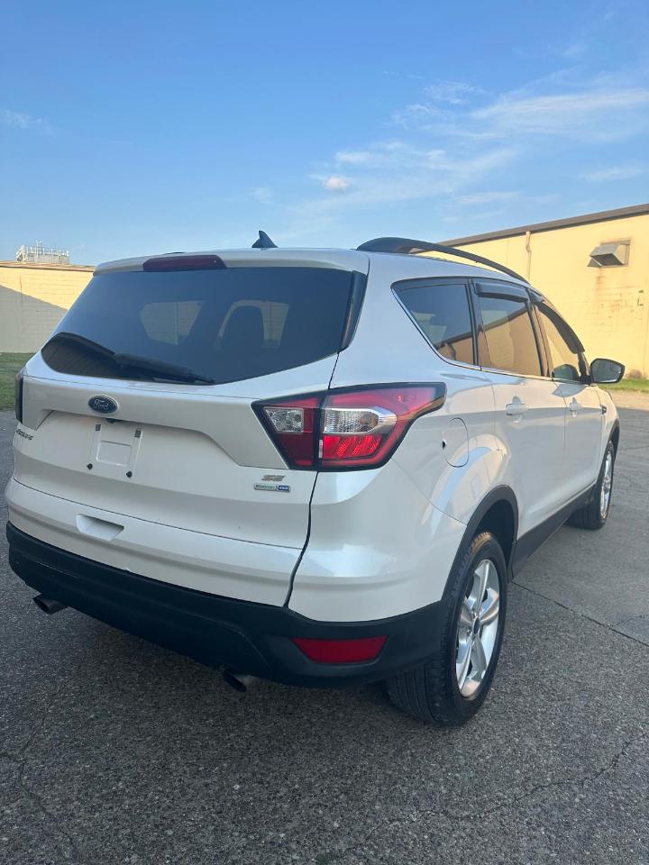 Ford Escape SE FWD 2018