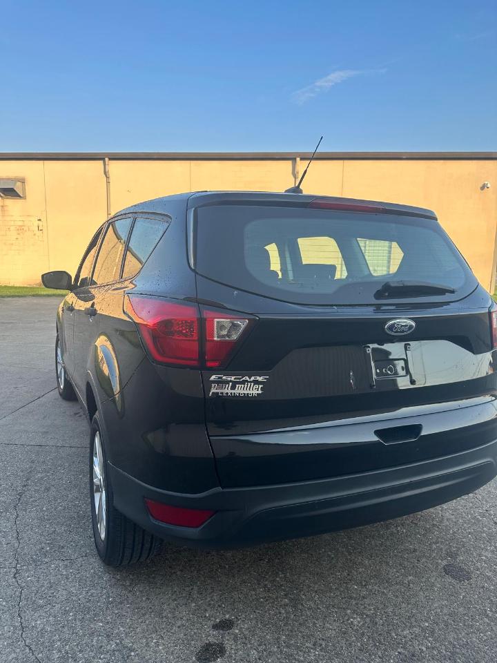Ford Escape S FWD 2019
