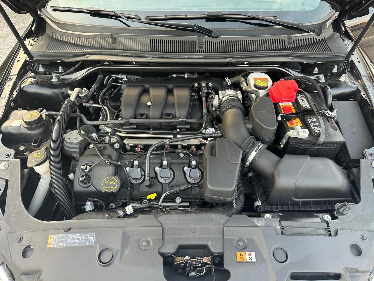 Ford Taurus SEL FWD 2018