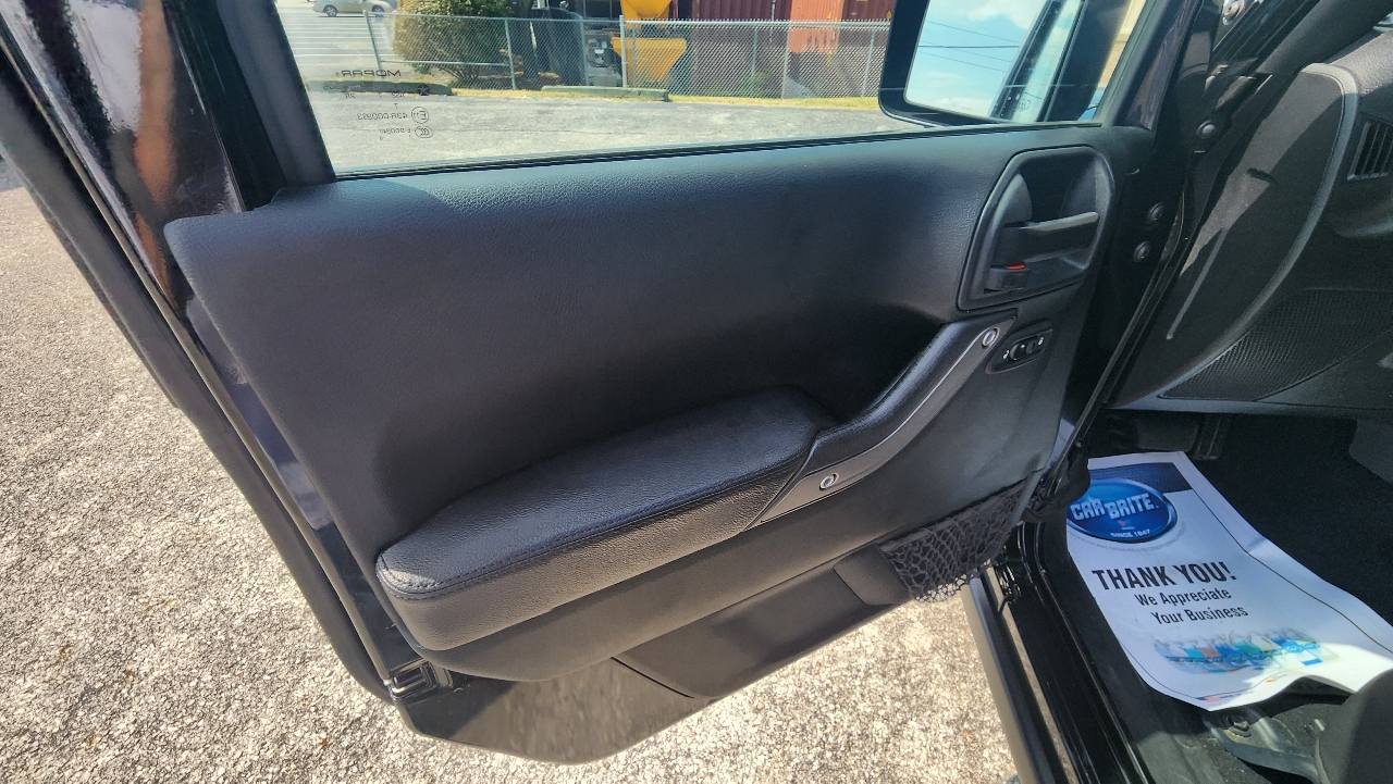 Jeep Wrangler Unlimited Sport 4WD 2017 Jeep Wrangler Unlimited Sport 4WD 2017