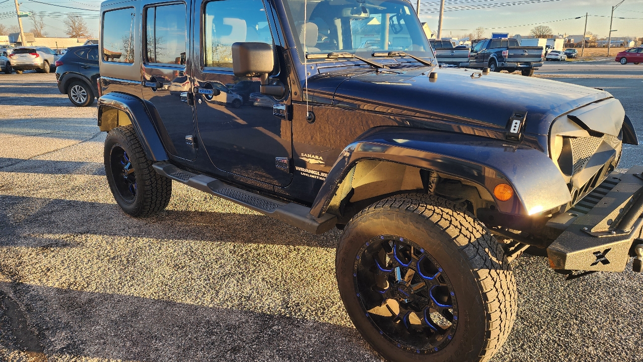 Jeep Wrangler Unlimited Sahara 4WD 2013
