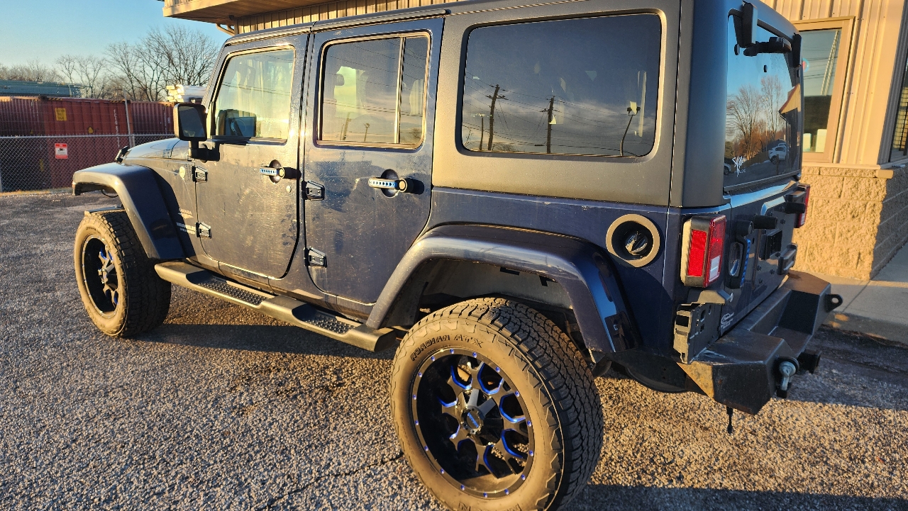 Jeep Wrangler Unlimited Sahara 4WD 2013