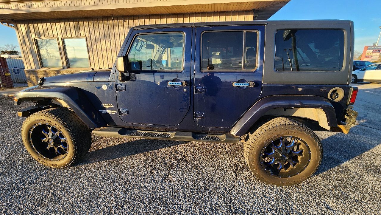 Jeep Wrangler Unlimited Sahara 4WD 2013