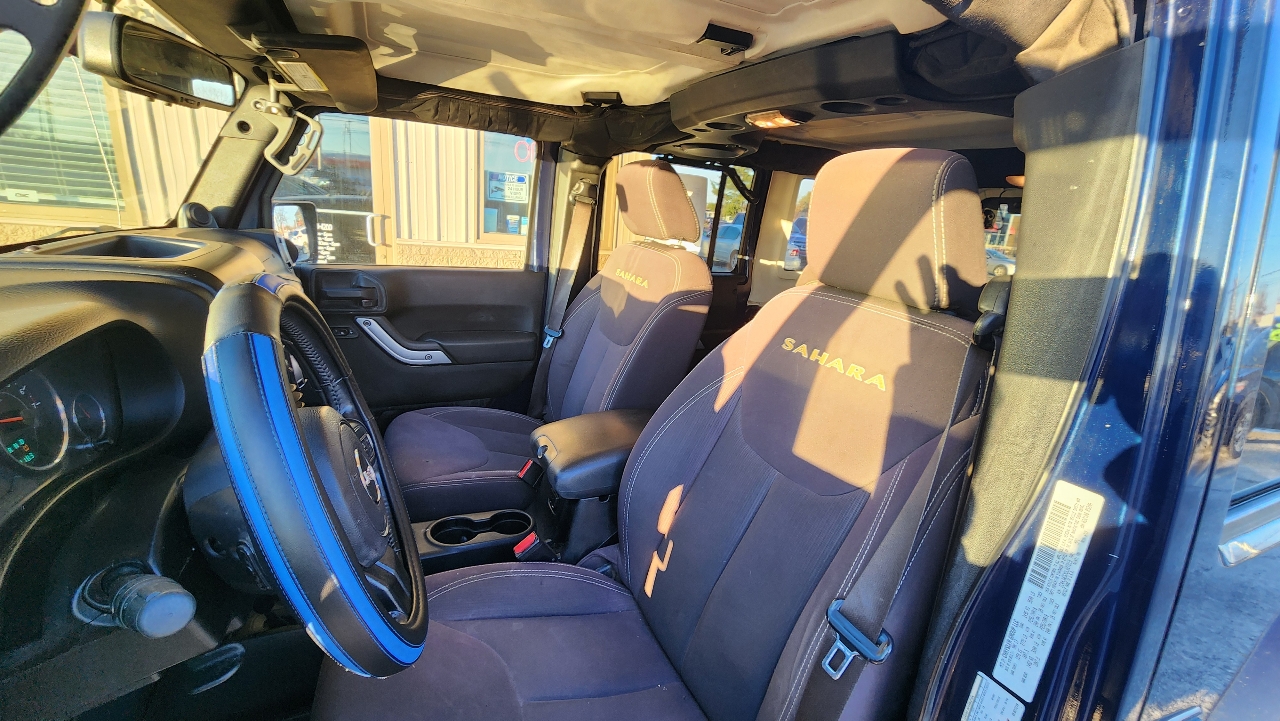 Jeep Wrangler Unlimited Sahara 4WD 2013