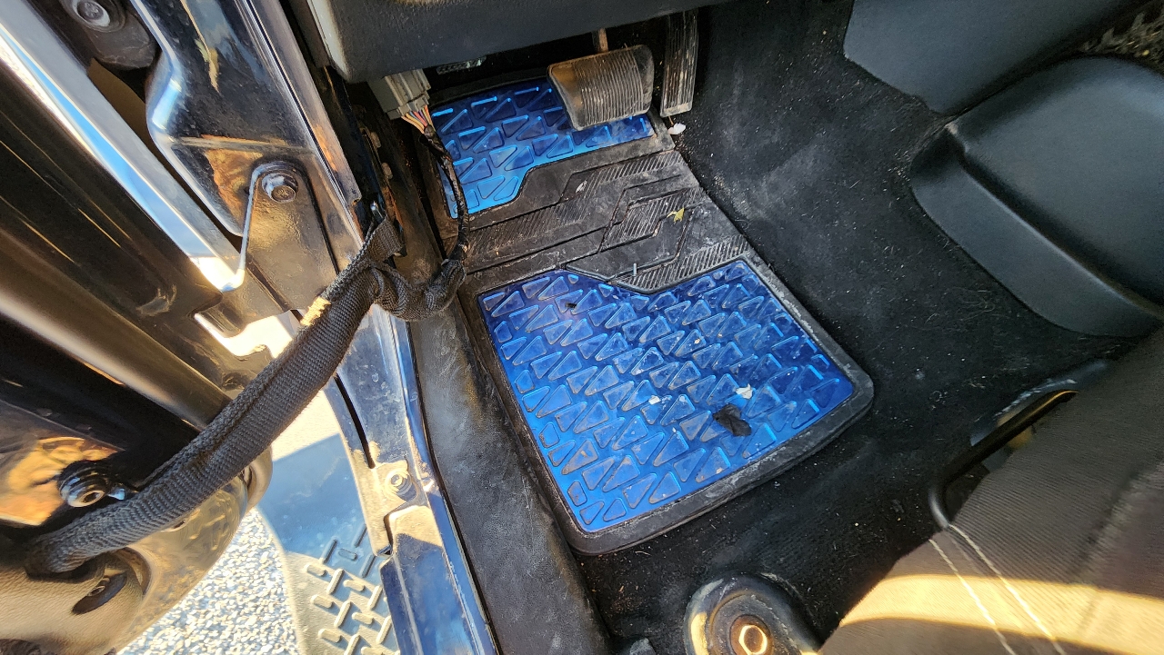 Jeep Wrangler Unlimited Sahara 4WD 2013