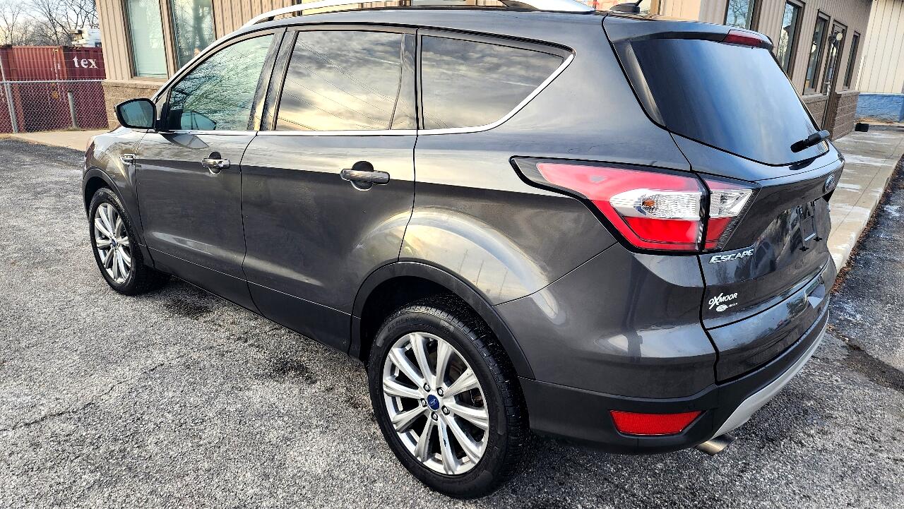 Ford Escape Titanium 4WD 2017