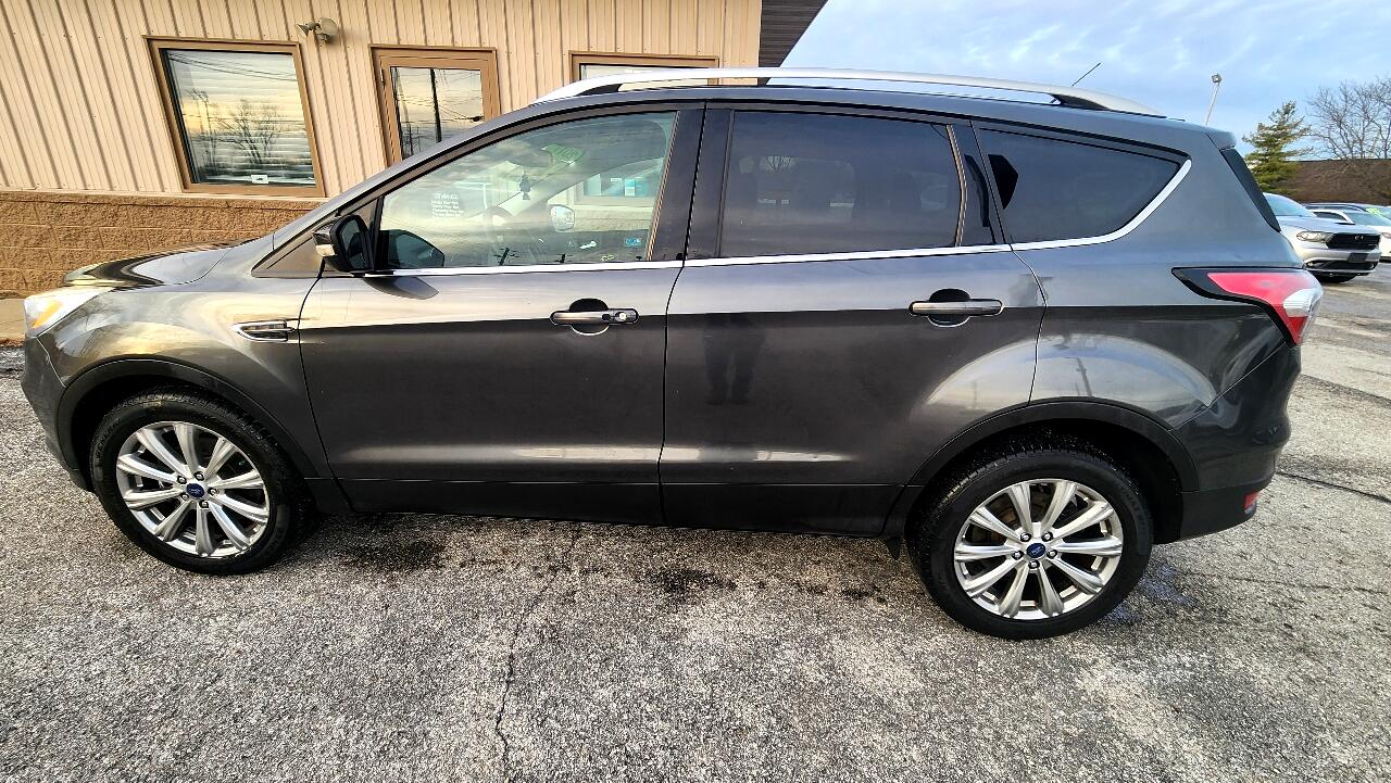 Ford Escape Titanium 4WD 2017