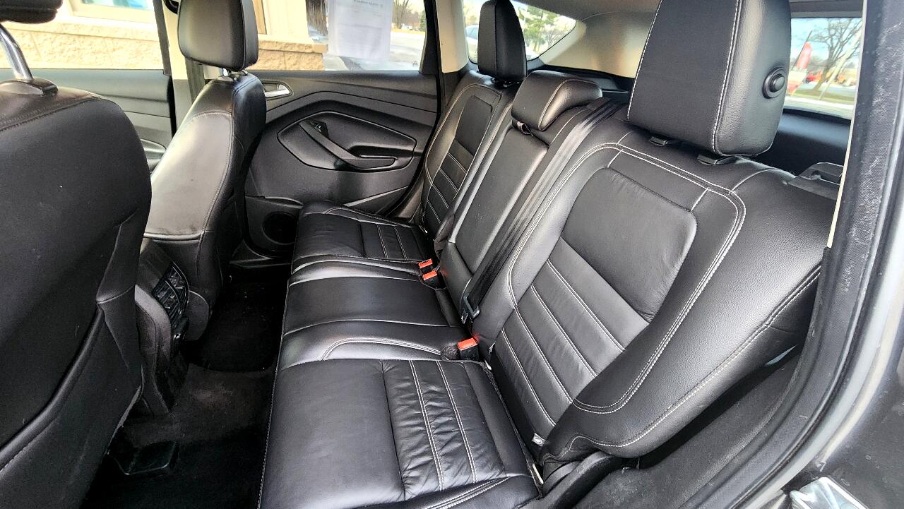 Ford Escape Titanium 4WD 2017