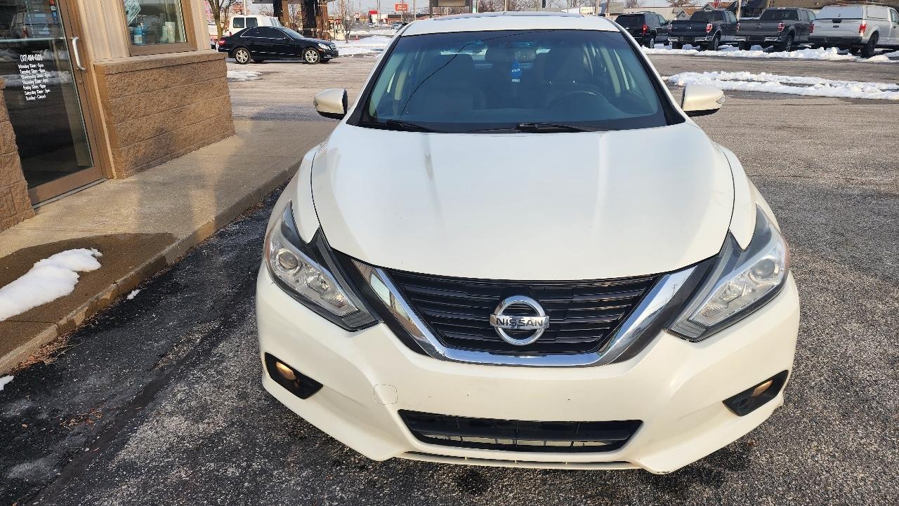 Nissan Altima 2.5 SR 2016