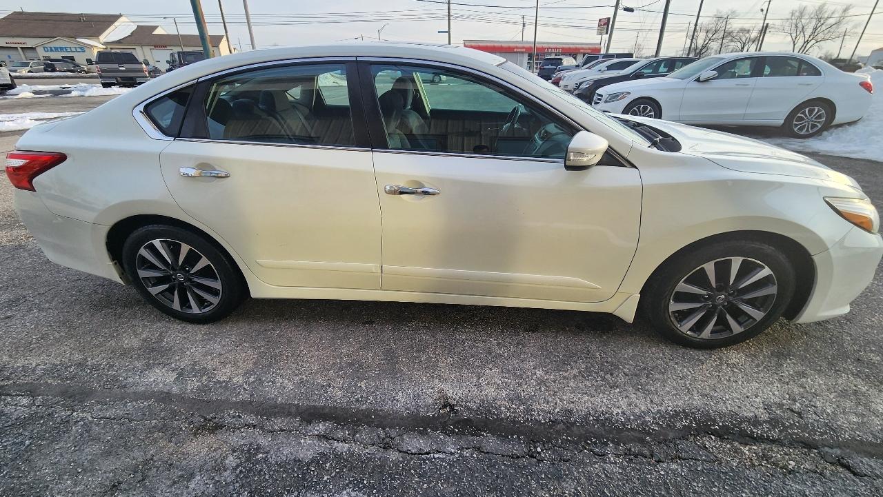 Nissan Altima 2.5 SR 2016