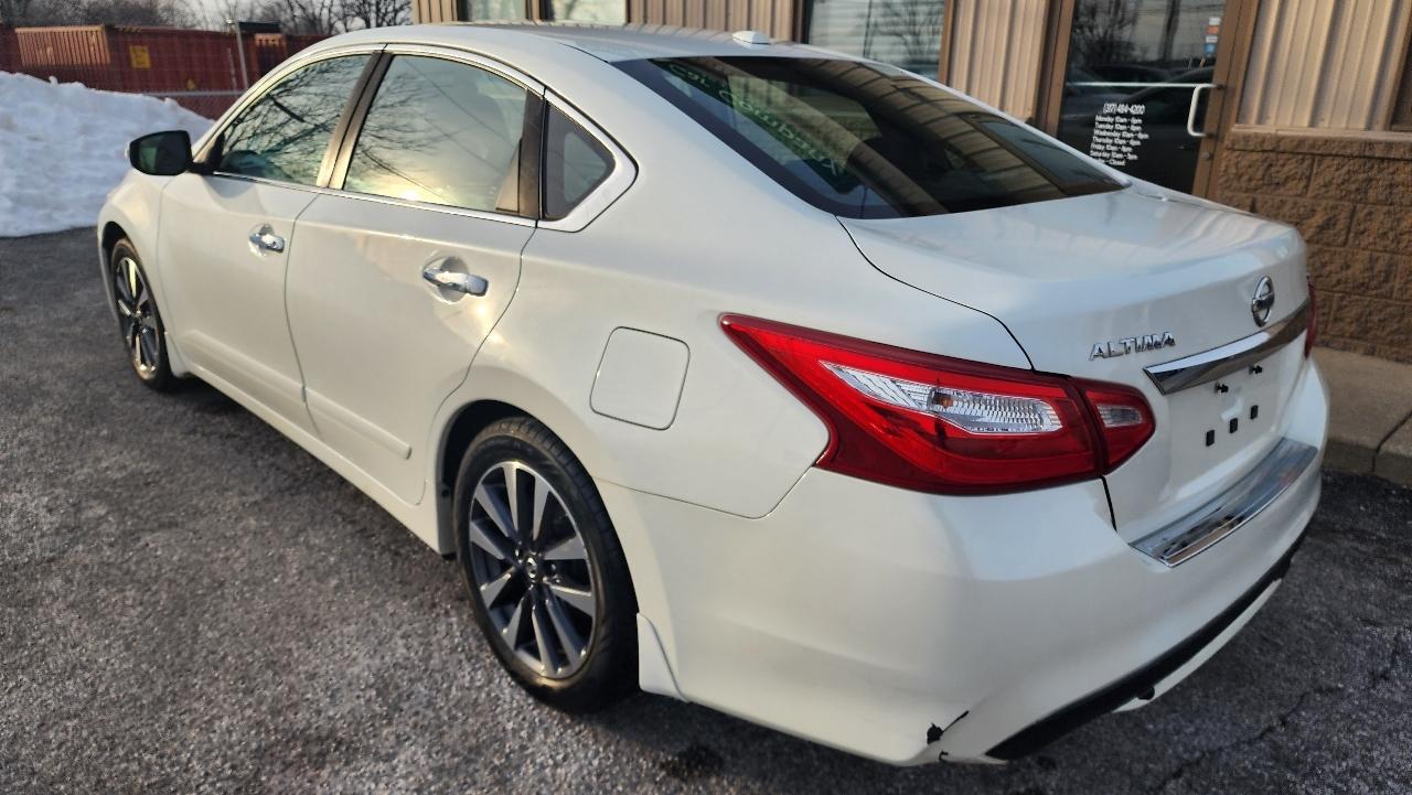 Nissan Altima 2.5 SR 2016