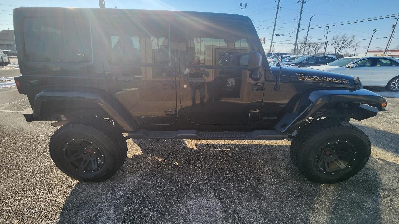 Jeep Wrangler Unlimited Sahara 4WD 2014