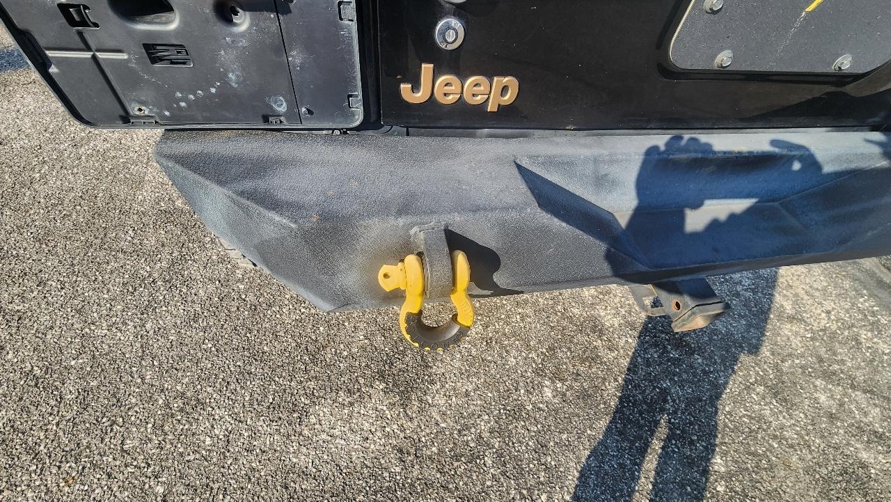 Jeep Wrangler Unlimited Sahara 4WD 2014