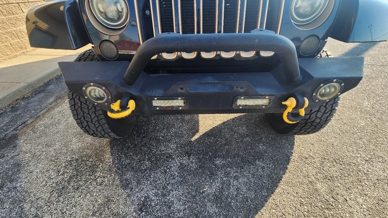 Jeep Wrangler Unlimited Sahara 4WD 2014