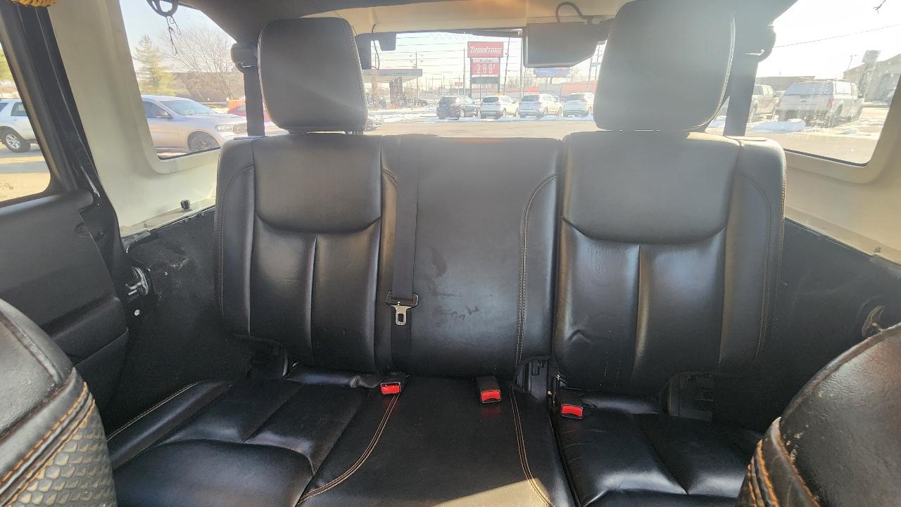 Jeep Wrangler Unlimited Sahara 4WD 2014