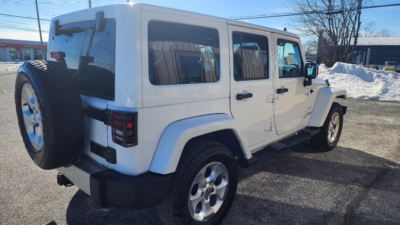 Jeep Wrangler Unlimited Sahara 4WD 2014