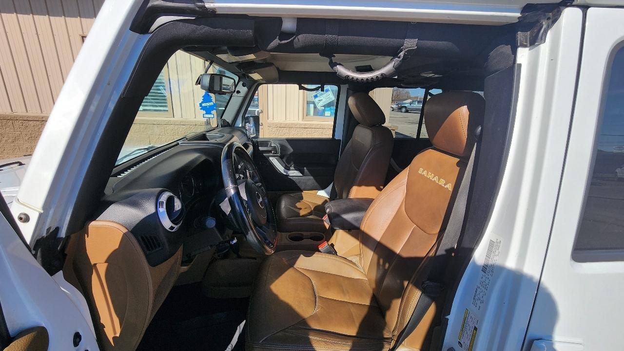 Jeep Wrangler Unlimited Sahara 4WD 2014