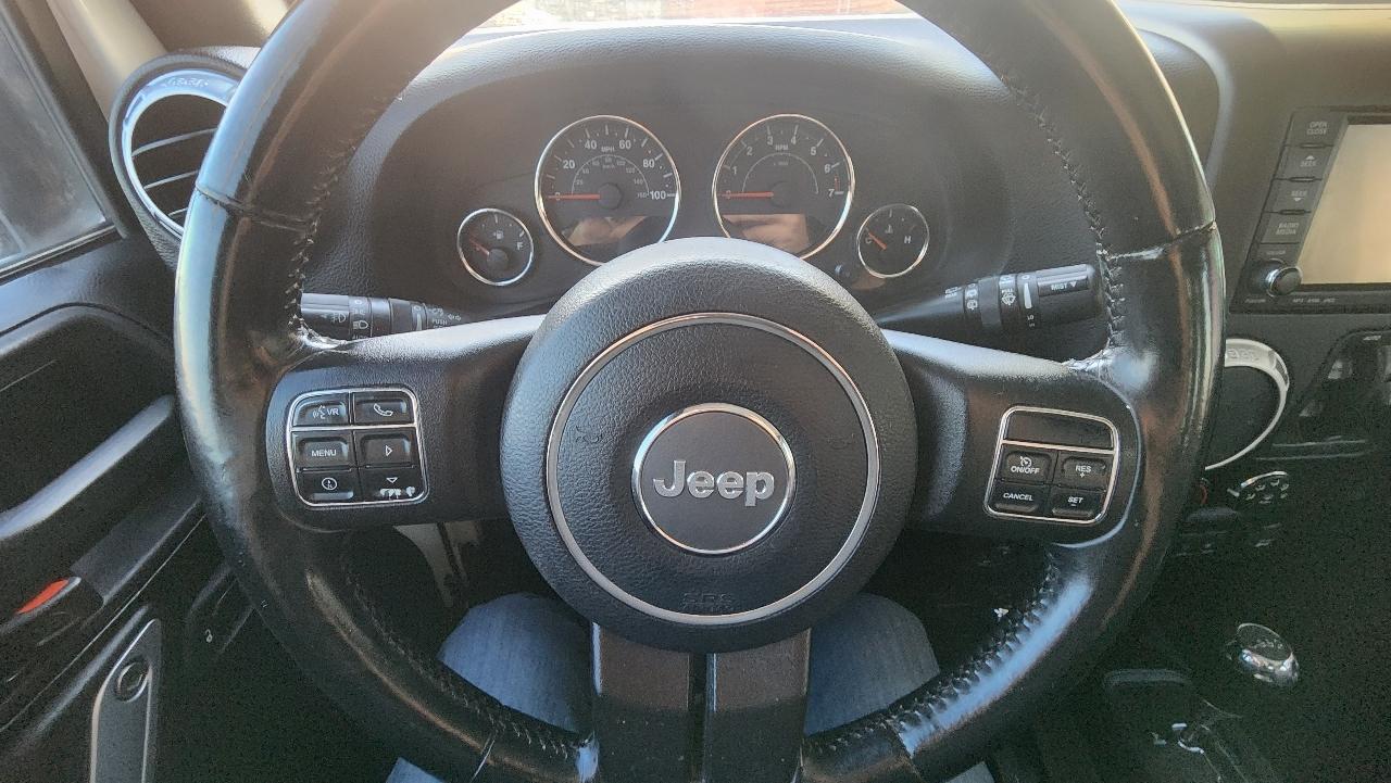 Jeep Wrangler Unlimited Sahara 4WD 2015