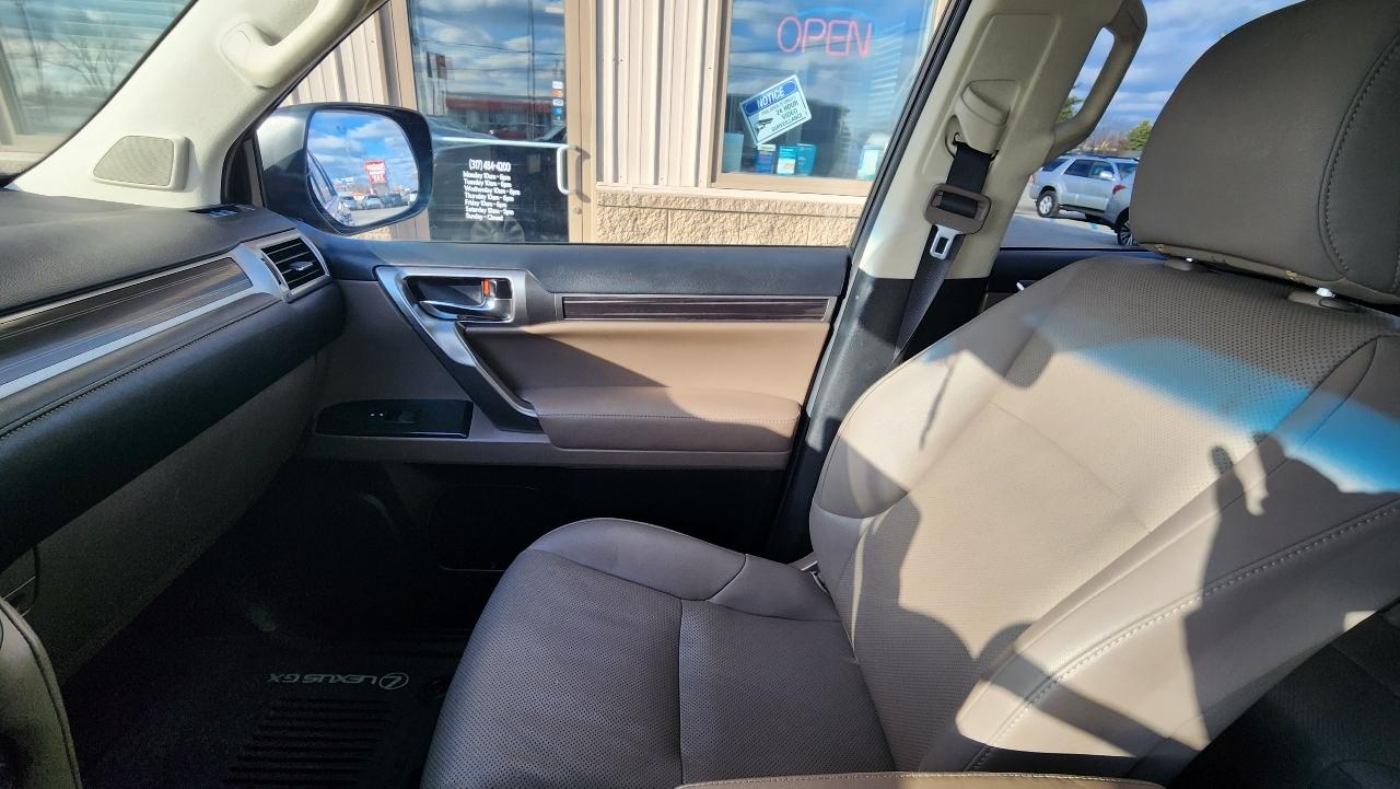 Lexus GX 460 Base 2022