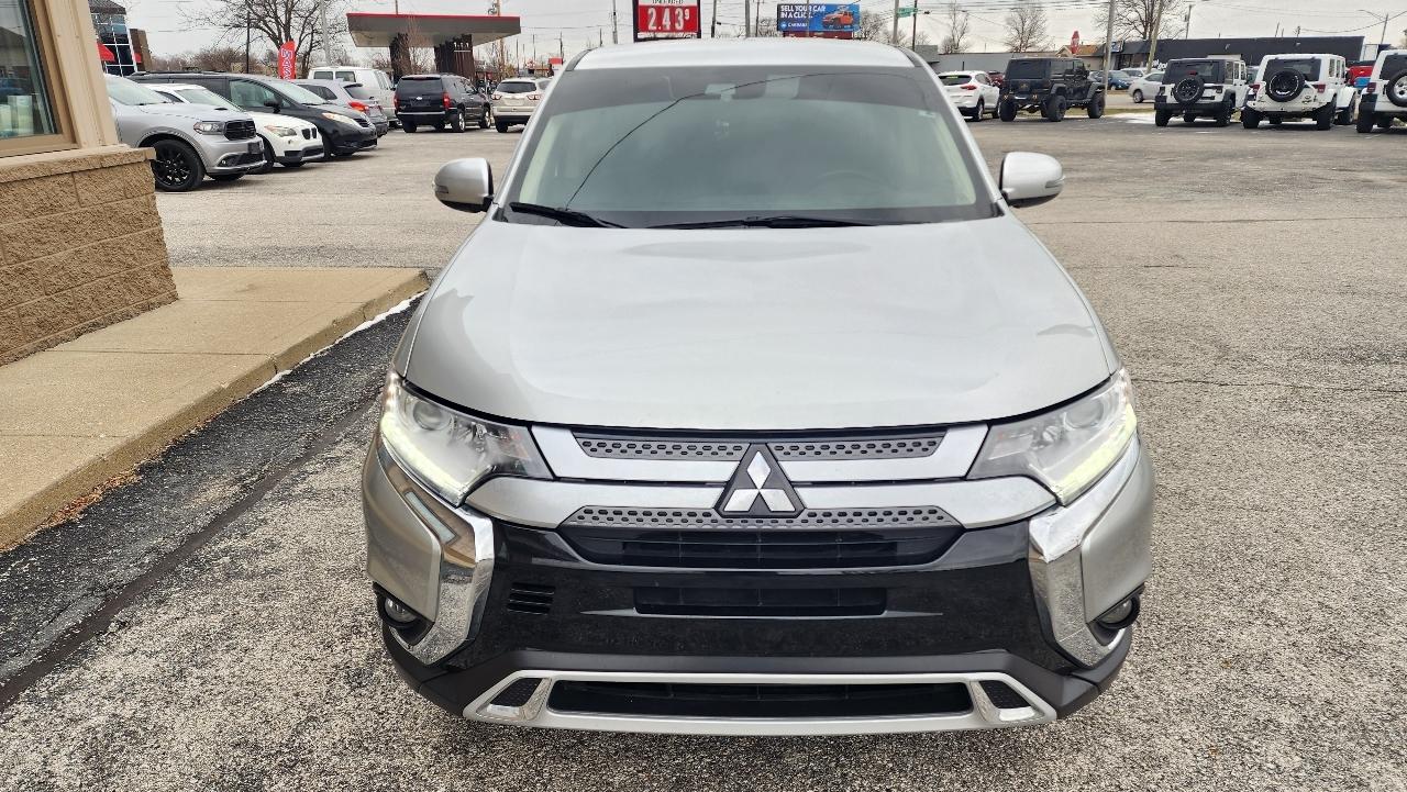 Mitsubishi Outlander SE 2WD 2020
