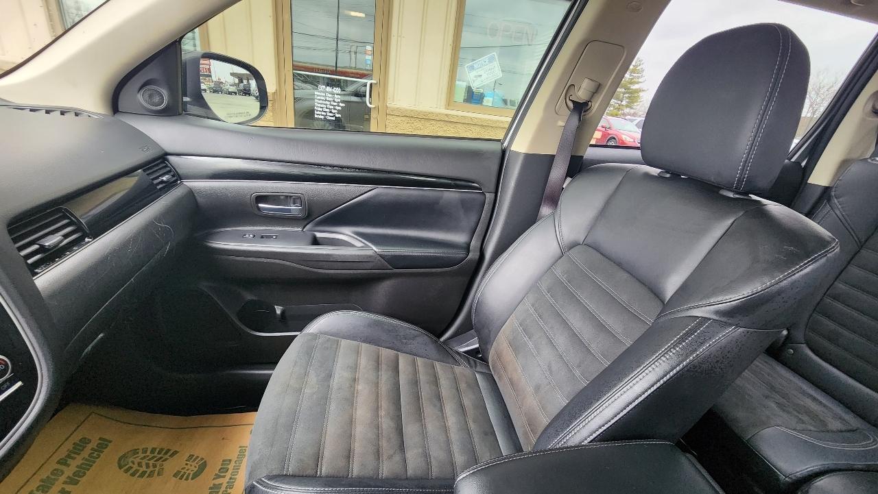 Mitsubishi Outlander SE 2WD 2020