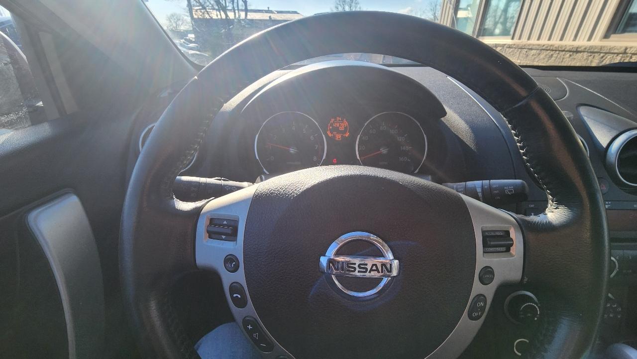 Nissan Rogue S AWD 2010