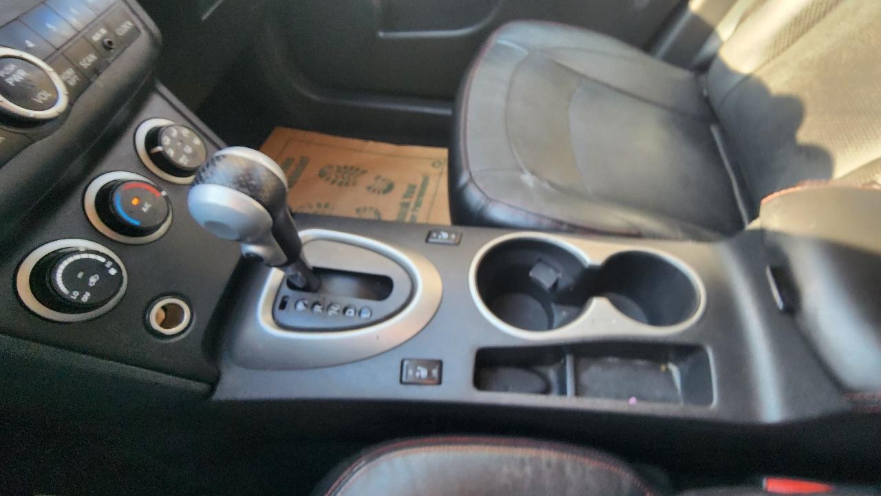 Nissan Rogue S AWD 2010