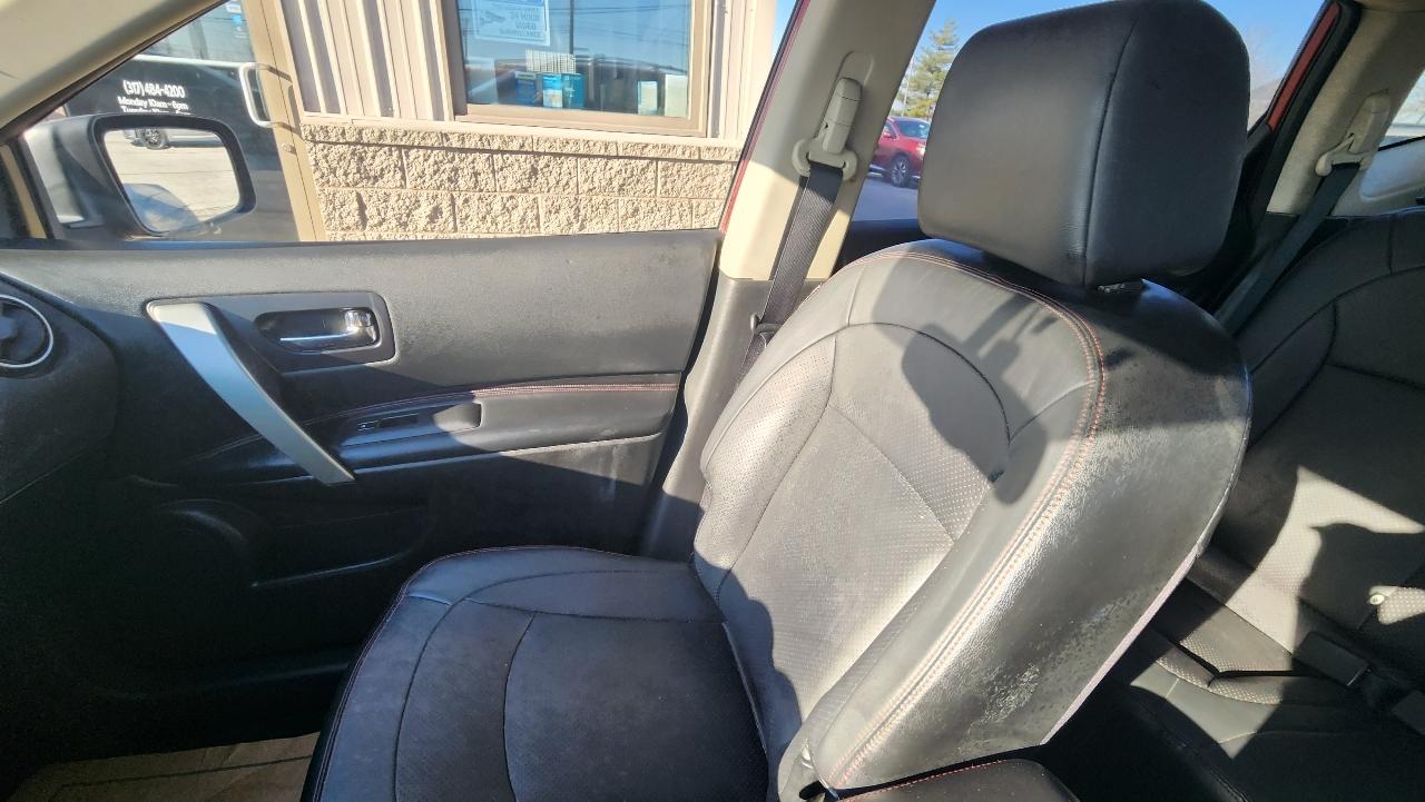 Nissan Rogue S AWD 2010