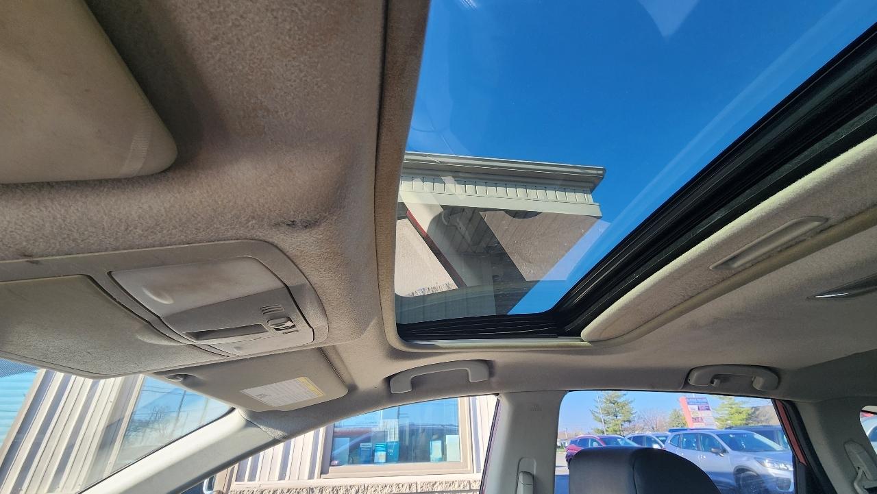 Nissan Rogue S AWD 2010