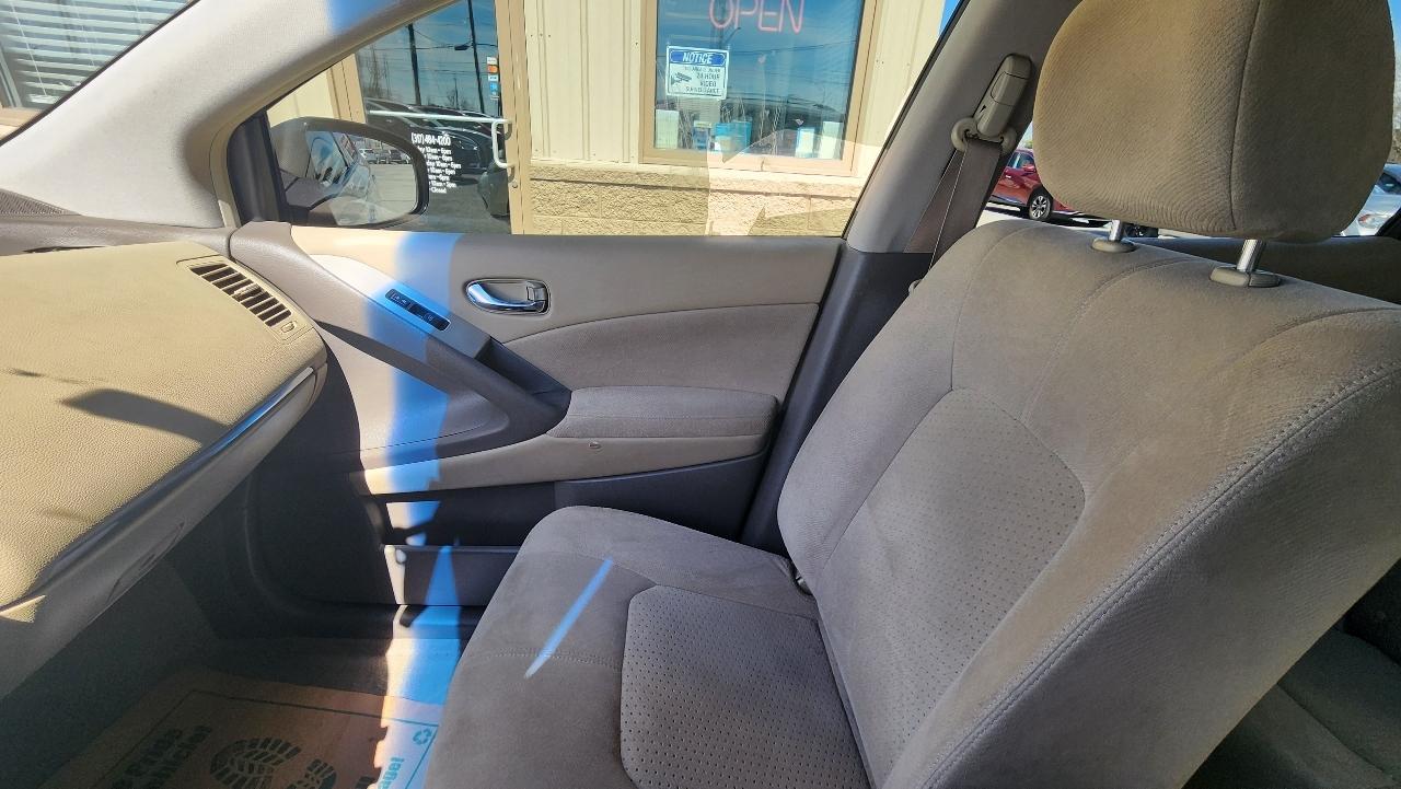 Nissan Murano S 2014