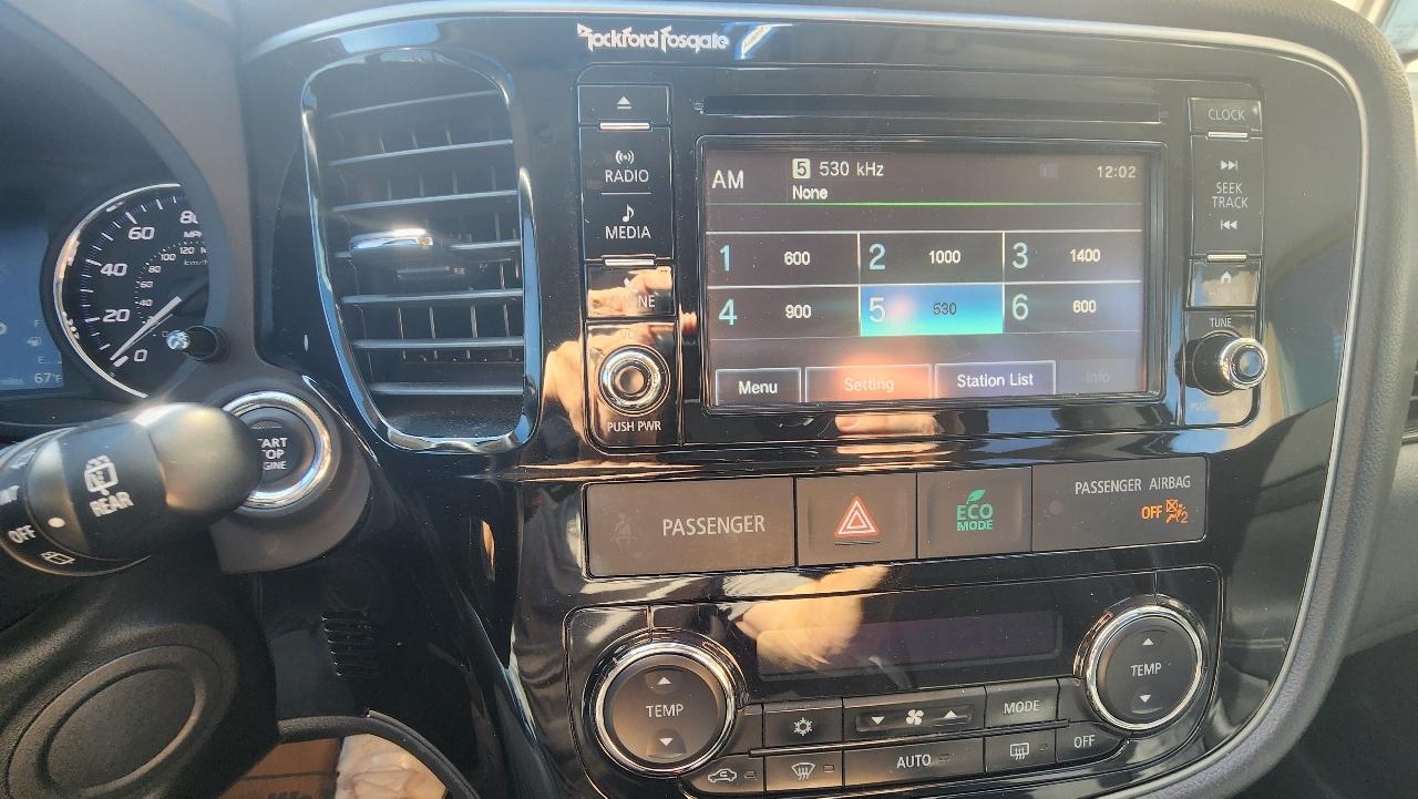 Mitsubishi Outlander SE AWD 2016