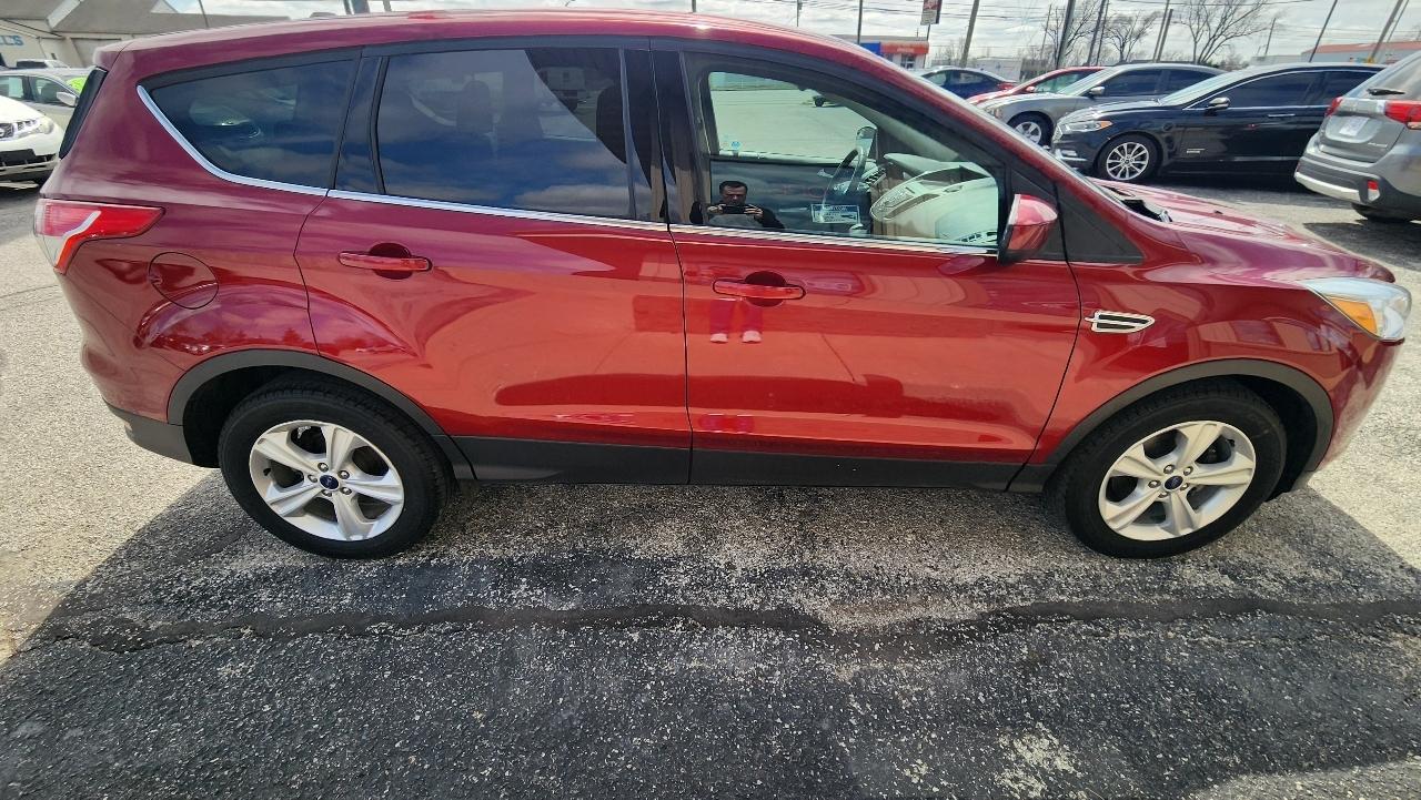 Ford Escape SE FWD 2016