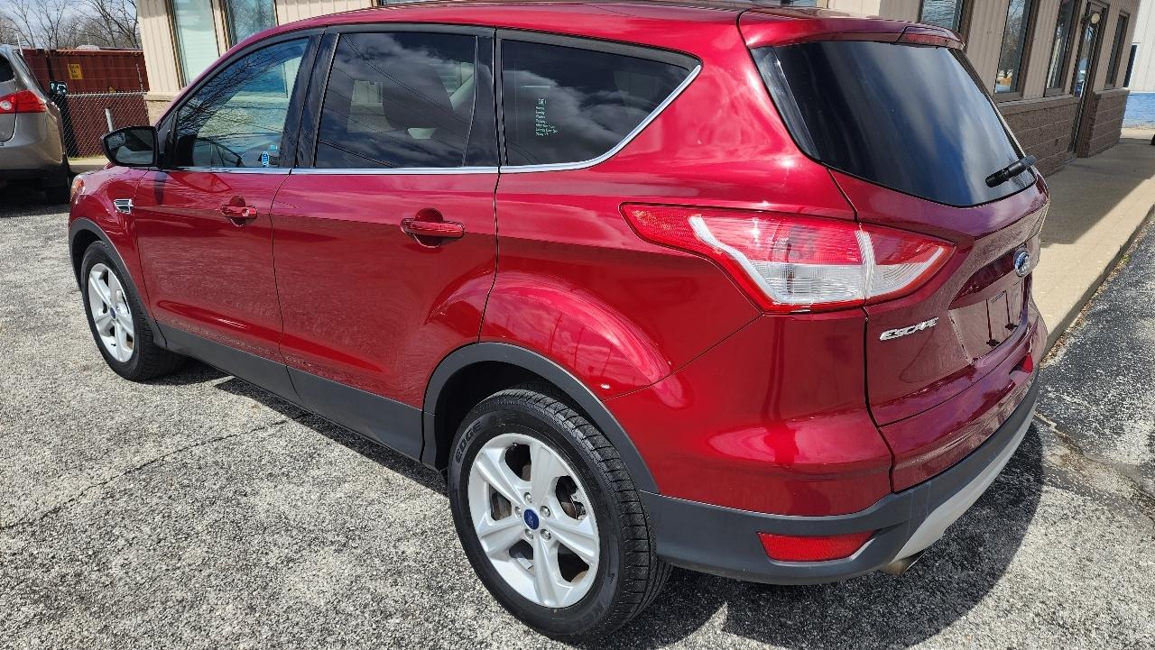Ford Escape SE FWD 2016