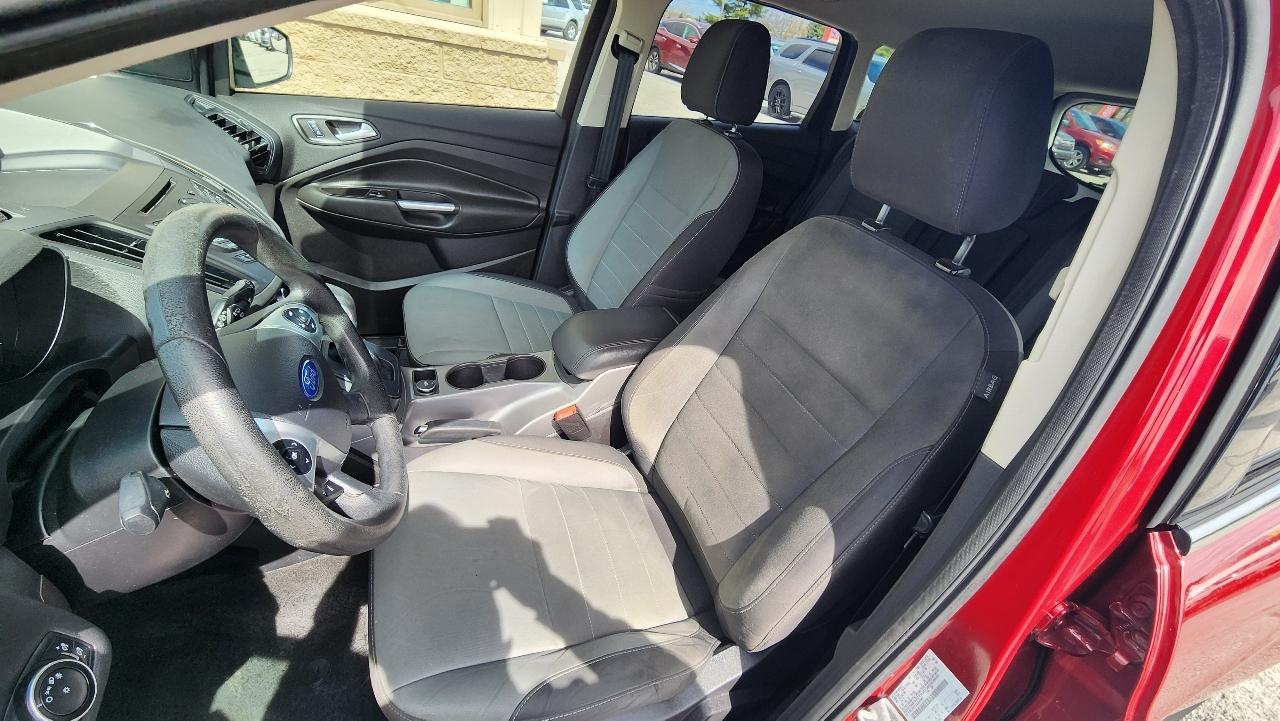 Ford Escape SE FWD 2016