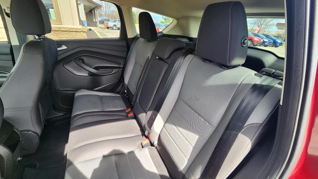 Ford Escape SE FWD 2016