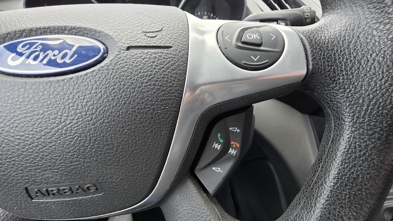 Ford Escape S FWD 2014